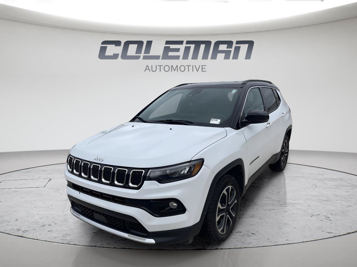 Used 2024 Jeep Compass Limited AWD/4WD image 17