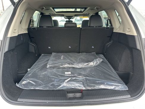 Used 2026 Nissan Rogue SV w/ SV Premium Package image 33