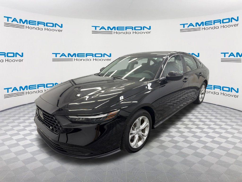 Used 2023 Honda Accord LX image 1