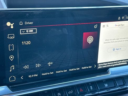 Used 2024 GMC Sierra 1500 SLT image 18