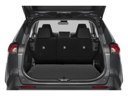 Used 2023 Toyota RAV4 LE image 11