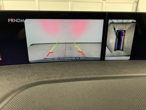 Used 2025 Lincoln Navigator L Reserve image 32