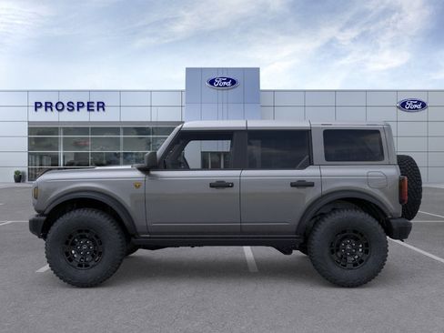 New 2026 Ford Bronco Badlands AWD/4WD image 3
