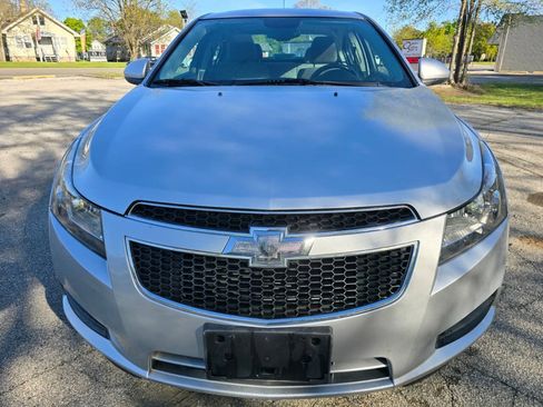 Used 2014 Chevrolet Cruze LT w/ All-Star Edition FWD image 2