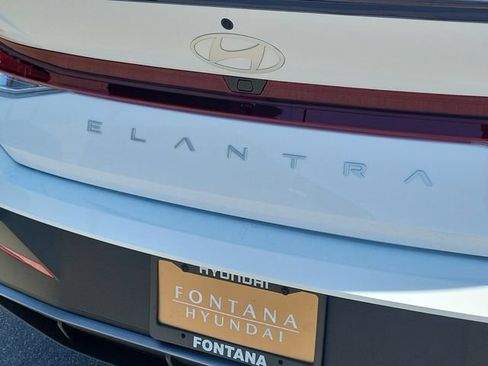 New 2026 Hyundai Elantra SEL Sport FWD image 27