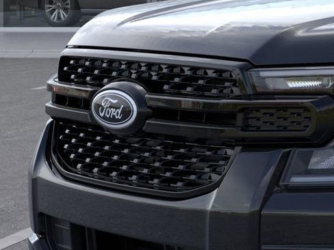 New 2025 Ford Ranger XLT w/ FX4 Off-Road Package image 17