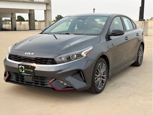 Used 2024 Kia Forte GT-Line FWD image 3