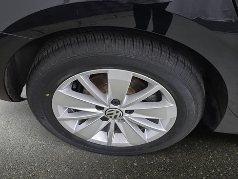 Used 2016 Volkswagen Jetta SE FWD image 32