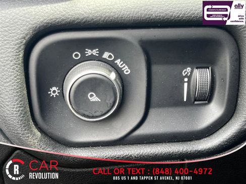 Used 2024 RAM 1500 Laramie RWD image 26