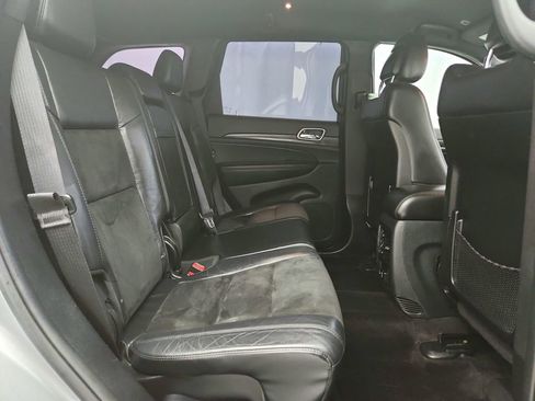 Used 2018 Jeep Grand Cherokee Altitude image 33