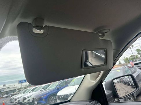 Used 2018 RAM 1500 Express w/ Express Value Package AWD/4WD image 29