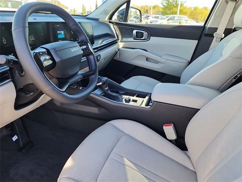 New 2026 Kia Sorento S image 12