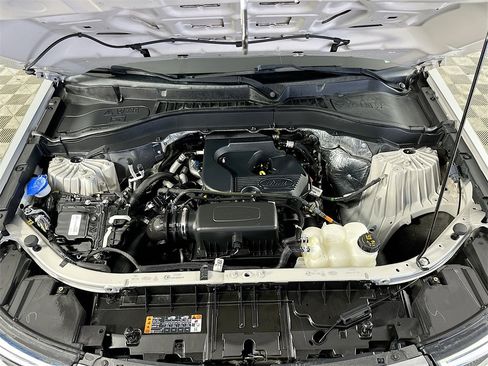 Used 2020 Ford Explorer XLT w/ Class III Trailer Tow Package image 35