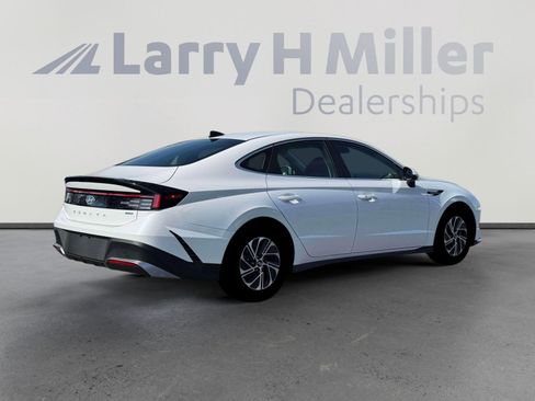 New 2026 Hyundai Sonata Blue image 8