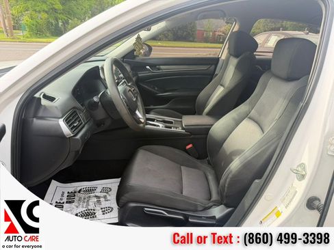 Used 2018 Honda Accord LX image 16