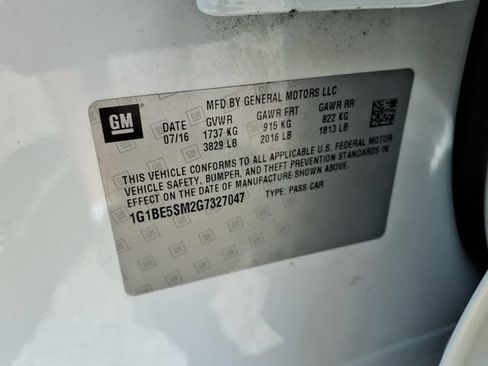 Used 2016 Chevrolet Cruze LT FWD image 17
