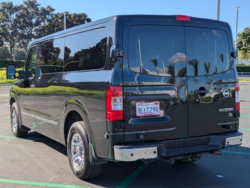 Used 2019 Nissan NV 3500 SL image 8