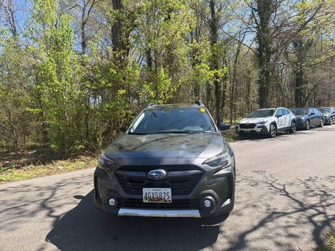 Used 2025 Subaru Outback Limited image 8