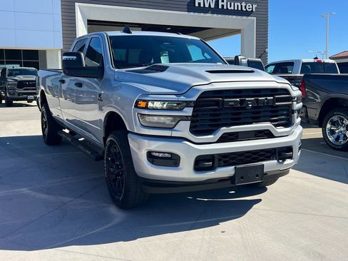 New 2026 RAM 2500 Tradesman AWD/4WD image 7