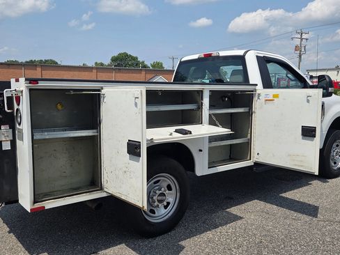 Used 2017 Ford F350 XL w/ Power Equipment Group AWD/4WD image 16
