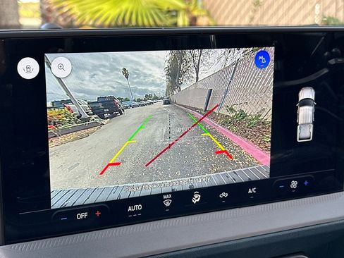 New 2026 Ford Maverick Lobo image 17