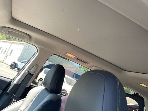 Used 2024 Subaru Ascent Onyx Edition image 11