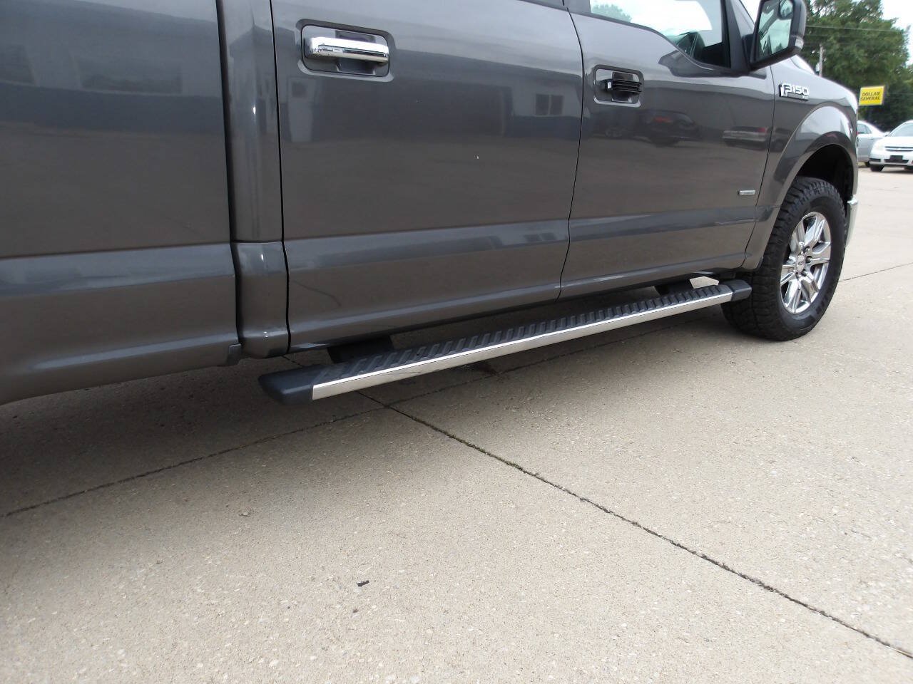 Used 2015 Ford F150 XLT w/ Equipment Group 302A Luxury AWD/4WD image 43
