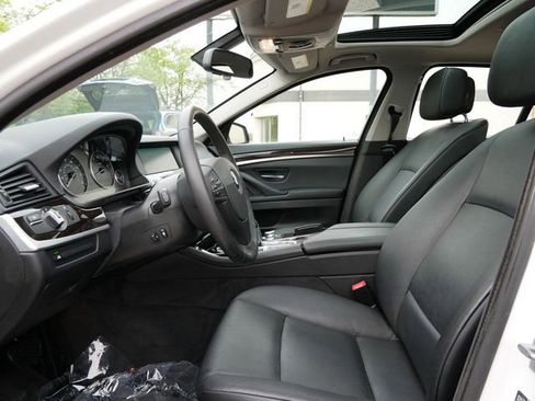 Used 2013 BMW 535i xDrive Sedan AWD/4WD image 8