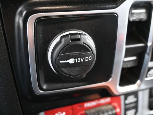 Used 2022 Jeep Gladiator Rubicon w/ LED Lighting Group AWD/4WD image 24