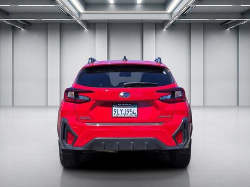 Used 2024 Subaru Crosstrek 2.0i Premium AWD/4WD image 5