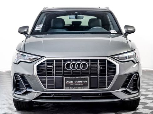 New 2025 Audi Q3 2.0T Premium image 9