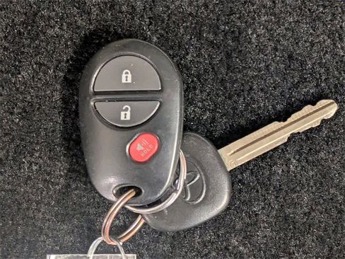 Used 2014 Toyota Tundra SR5 image 36