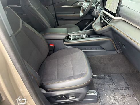 New 2026 Ford Explorer Tremor w/ Tremor Convenience Package AWD/4WD image 12