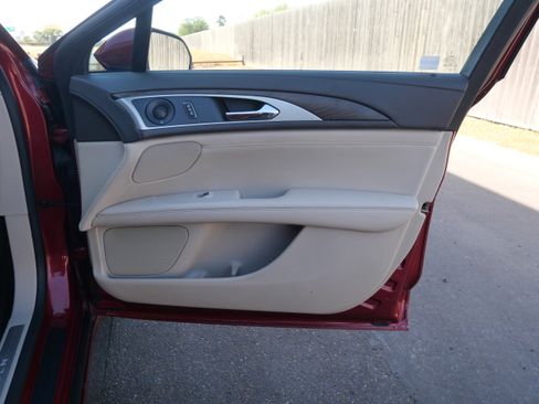 Used 2018 Lincoln MKZ Reserve image 13