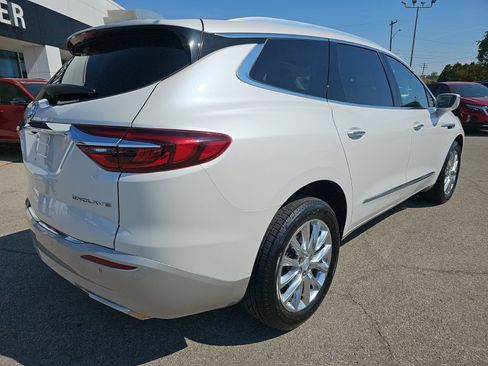Used 2018 Buick Enclave Premium FWD image 7