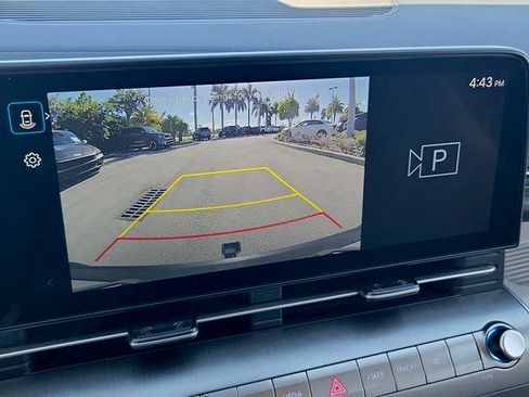 Certified 2025 Hyundai Kona SEL FWD image 29