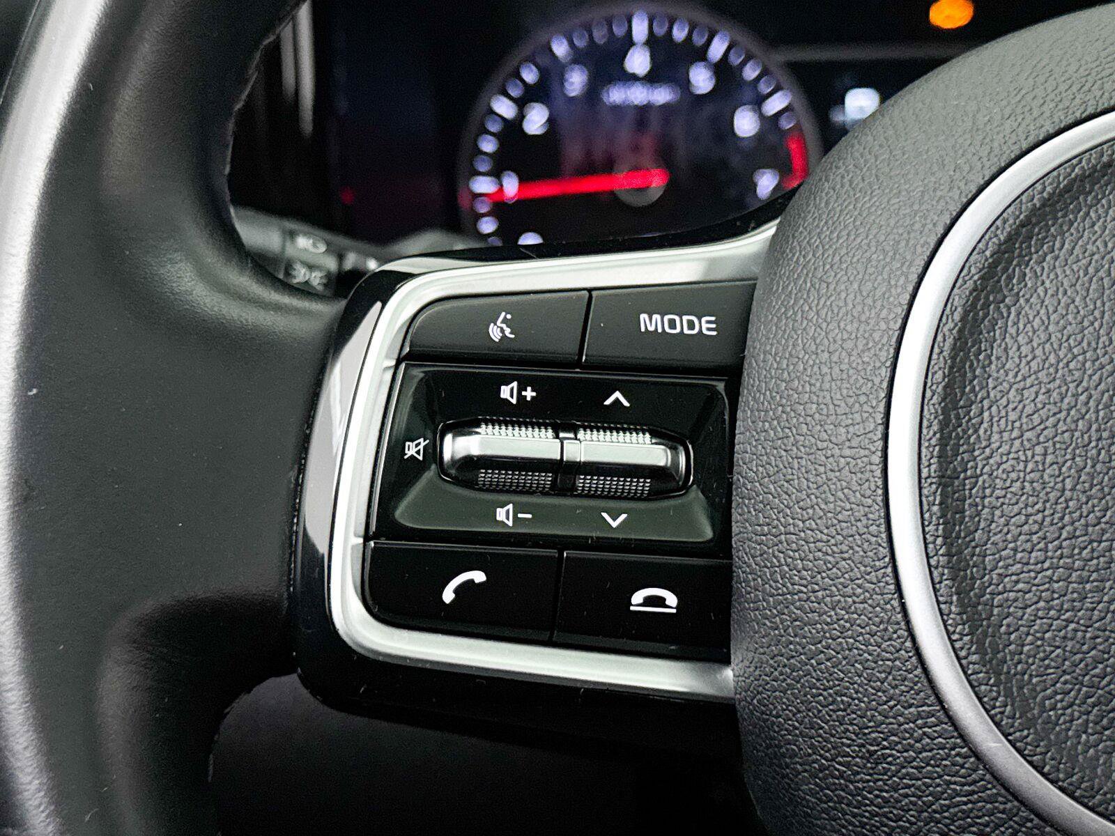 Used 2022 Kia Sorento SX FWD image 37