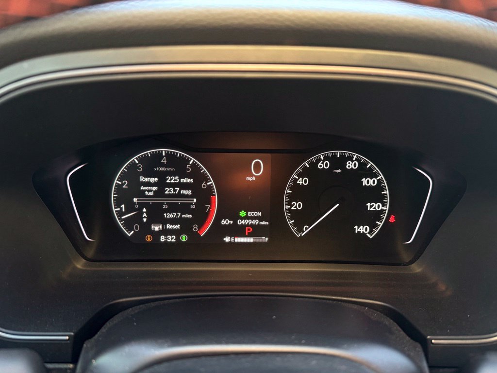Used 2025 Honda Pilot TrailSport image 15