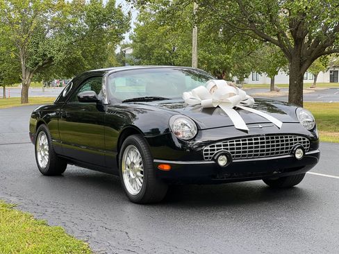 Used 2002 Ford Thunderbird image 8