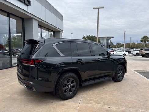 Certified 2025 Lexus LX 700h Overtrail AWD/4WD image 3