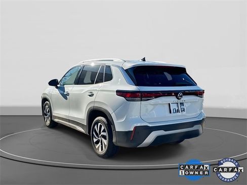 Certified 2025 Volkswagen Tiguan S image 3