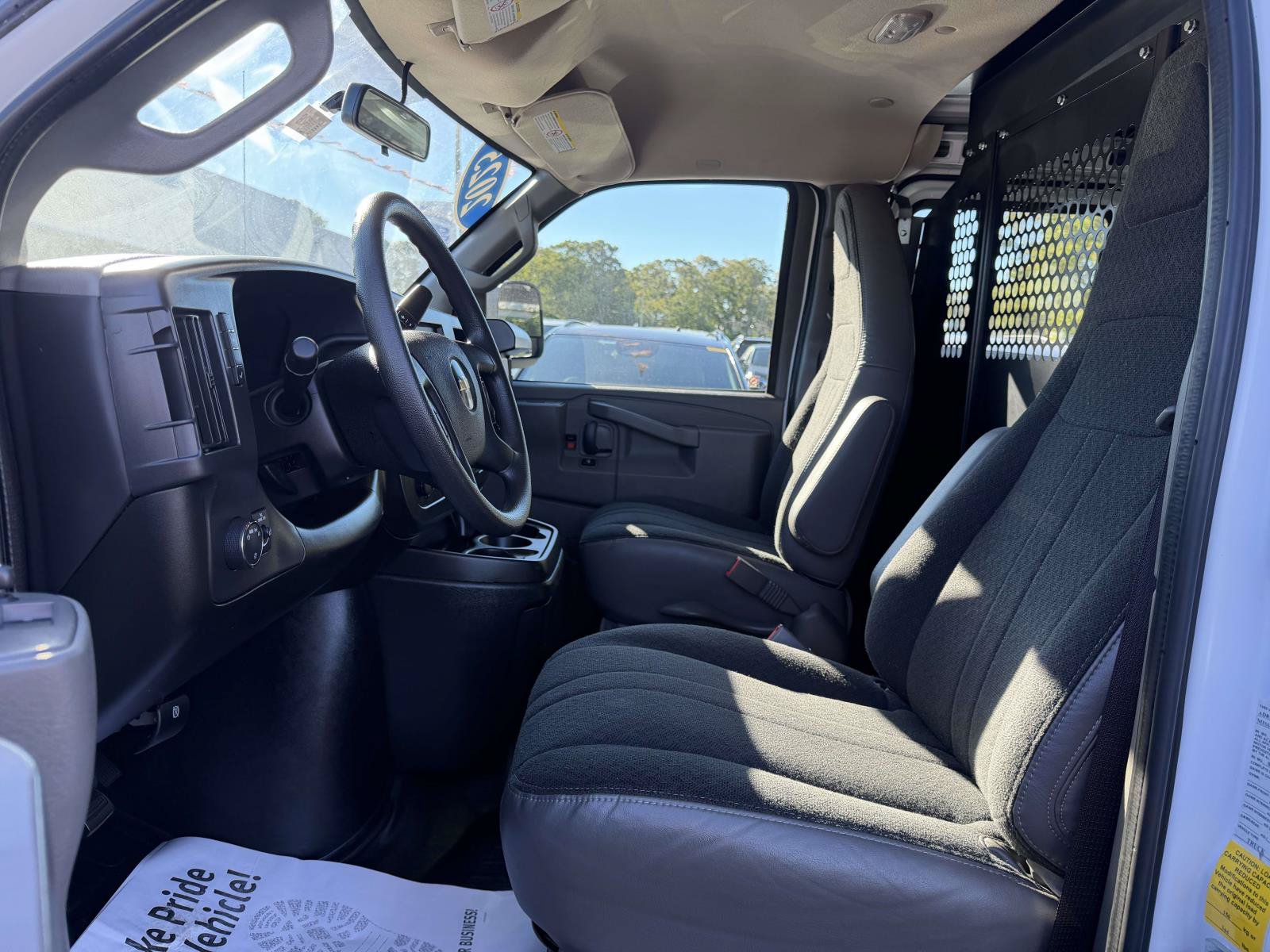 Used 2025 Chevrolet Express 2500 w/ Driver Convenience Package RWD image 13