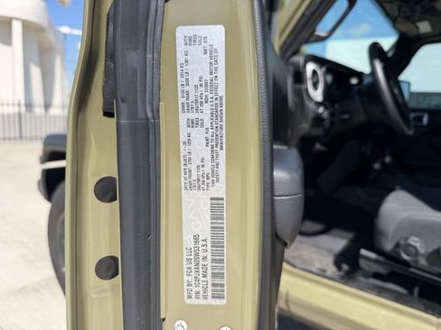 Used 2025 Jeep Wrangler Sport AWD/4WD image 25