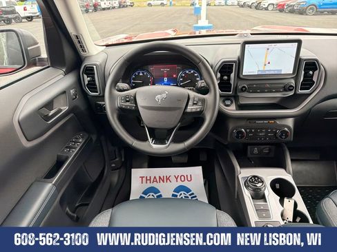 Used 2024 Ford Bronco Sport Outer Banks w/ Tech Package AWD/4WD image 13