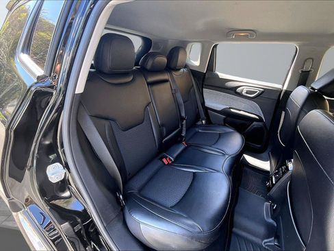 Certified 2022 Jeep Compass Latitude AWD/4WD image 27