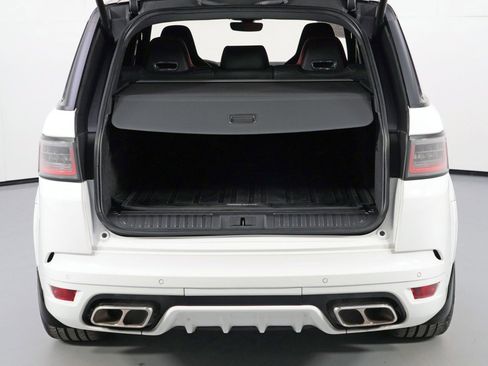 Used 2019 Land Rover Range Rover Sport SVR image 10