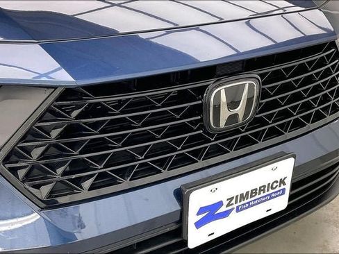Certified 2024 Honda Accord EX image 31