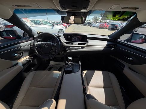 Used 2019 Lexus ES 350 w/ Premium Package FWD image 14