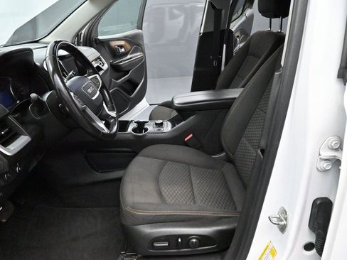 Used 2020 GMC Terrain SLE w/ Driver Convenience Package AWD/4WD image 13