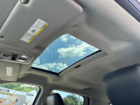 Used 2017 RAM 2500 Laramie w/ Sport Appearance Group image 10